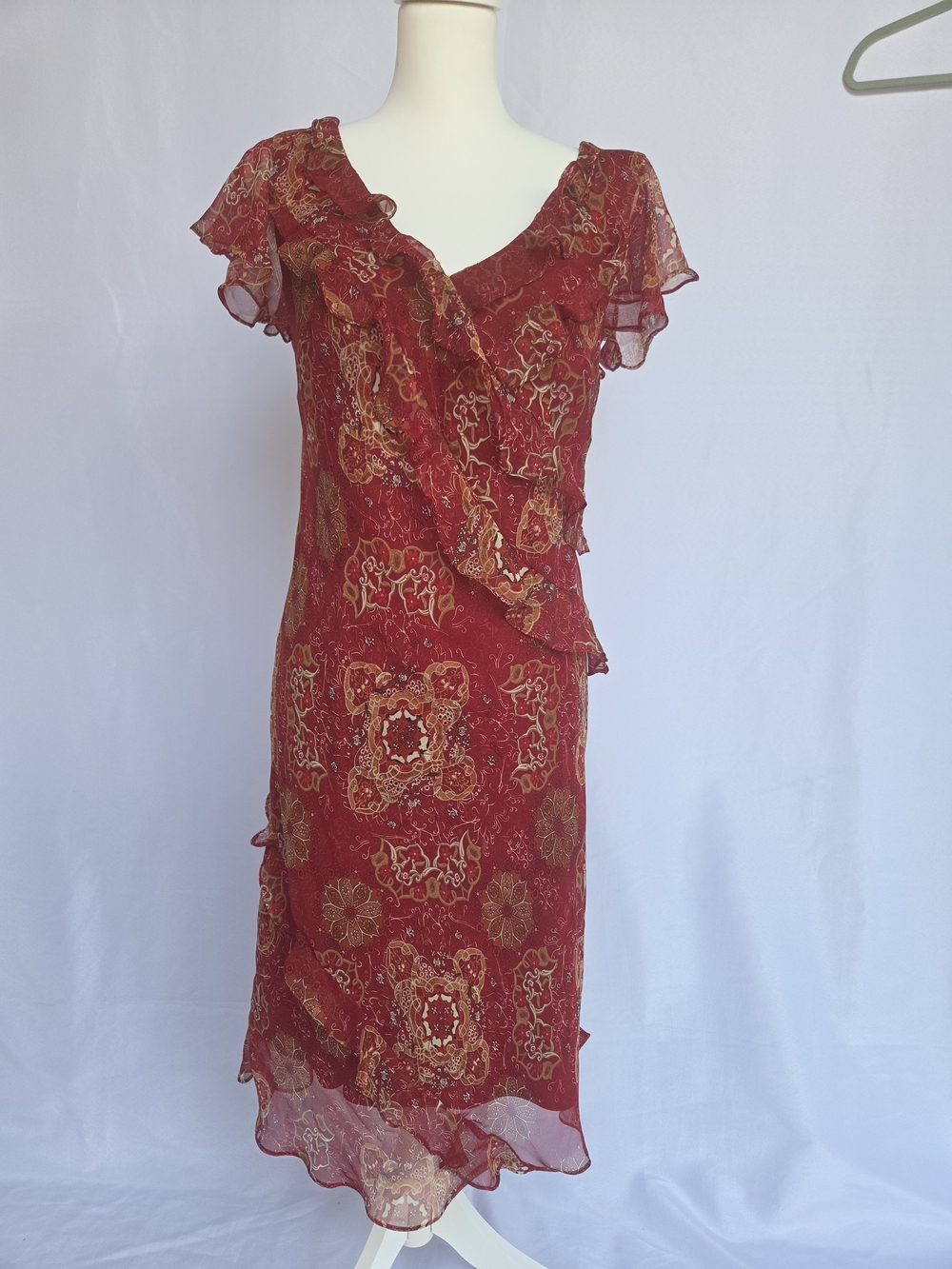 Scarlett Red Paisley-Print Ruffle Midi Dress